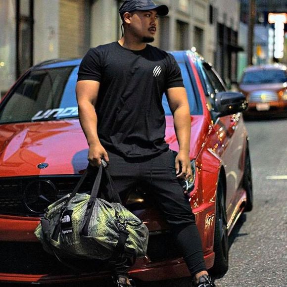 Meet your Posher, Jonathan - Picture 1 of 1